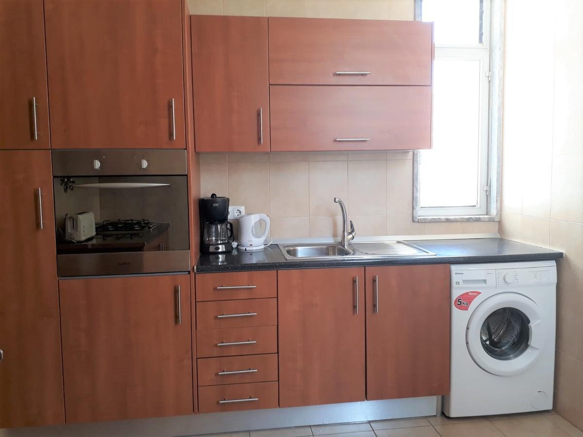Apartment T2 Mira 4- Familiar, 80mt Praia, Wifi