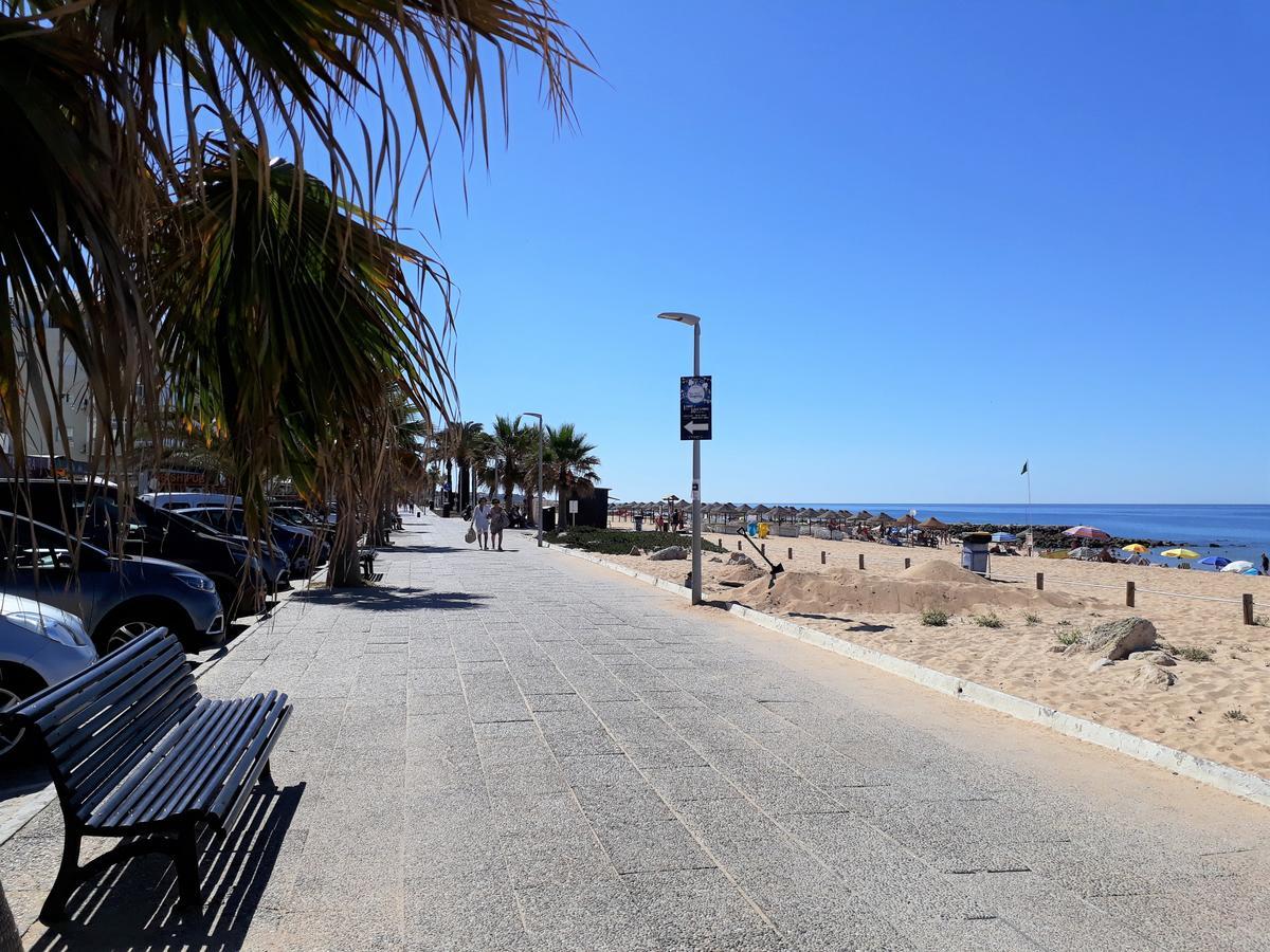 Apartment T2 Mira 4- Familiar, 80mt Praia, Wifi *