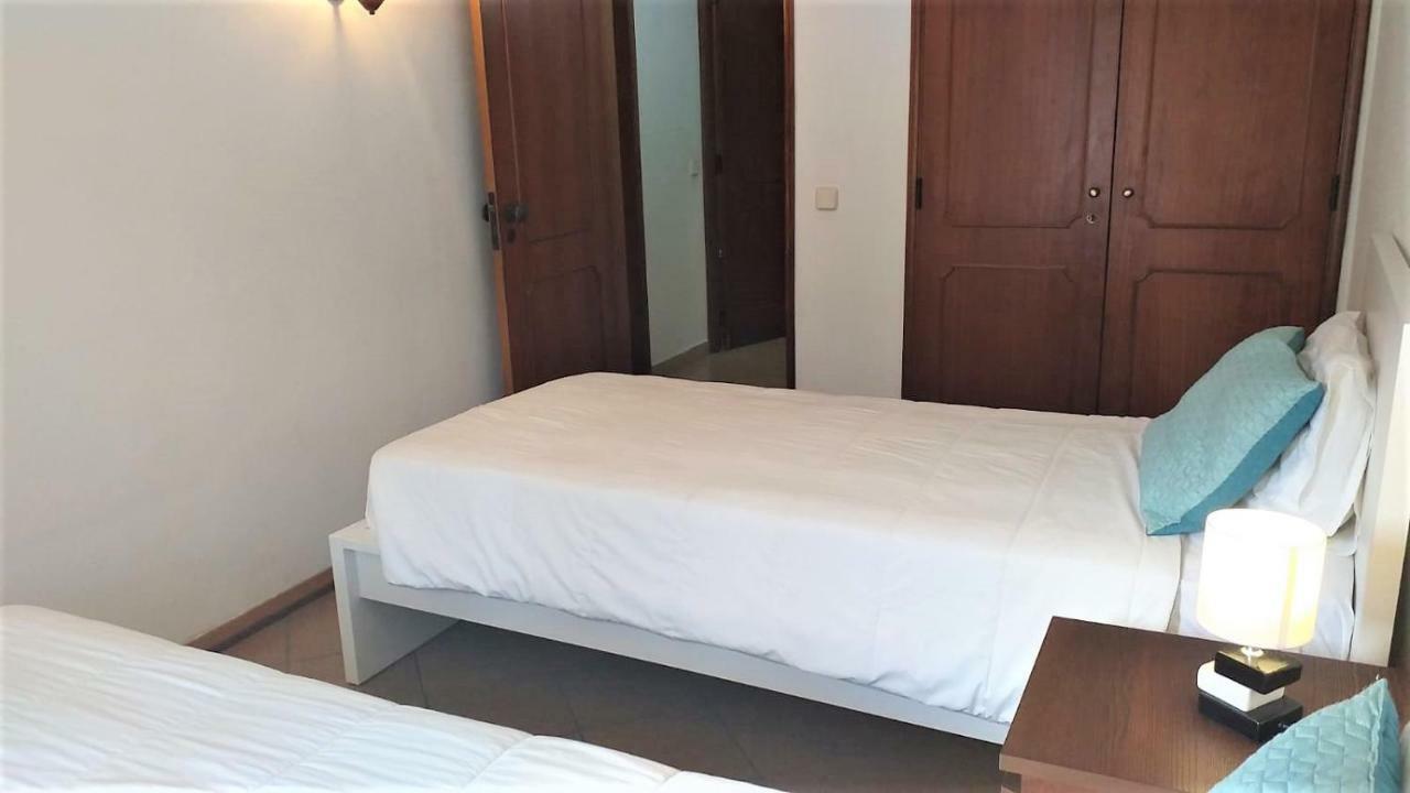 Apartment T2 Mira 4- Familiar, 80mt Praia, Wifi *