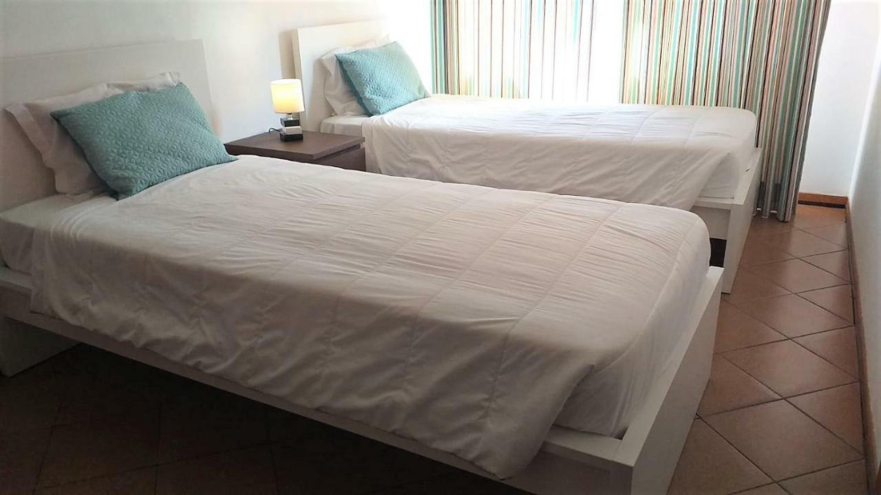 Apartment T2 Mira 4- Familiar, 80mt Praia, Wifi *